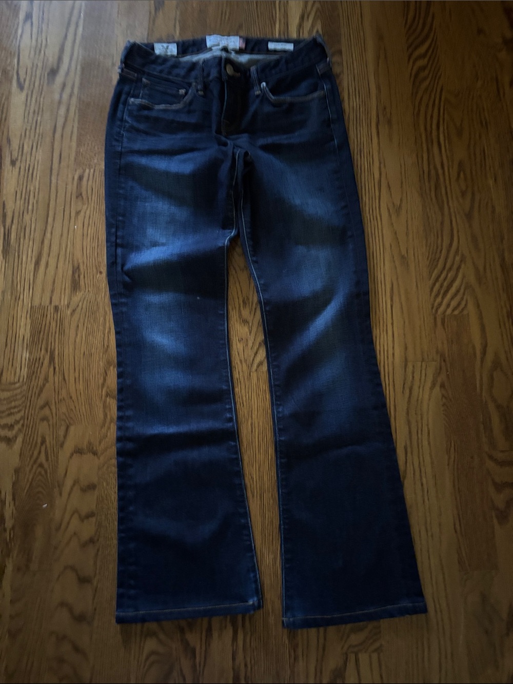 Lucky Brand Lolita jeans sz 0 -25 never worn. Dark Blue Bootcut Jeans
